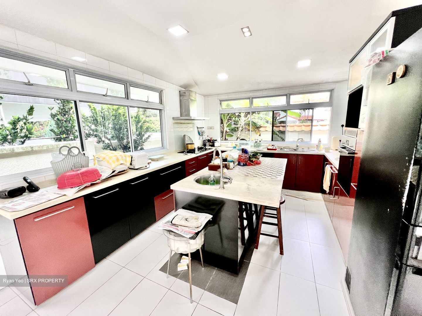 Hong Leong Garden (D5), Terrace #403519011